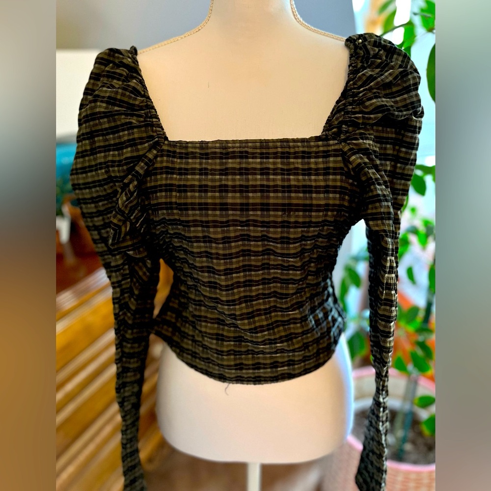 H&M crop top